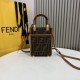 Eye-catching style this summer 2024SS tote bag FENDI Eye-catching style this summer 2024SS tote bag FENDI