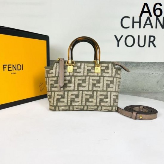 Advance sale limited to overseas customers 2024SS tote bag FENDI Advance sale limited to overseas customers 2024SS tote bag FENDI