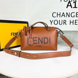 Fans flock to new summer products 2024SS tote bag FENDI