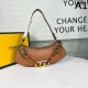 2024SS tote bag used by celebrities and celebrities FENDI 2024SS tote bag used by celebrities and celebrities FENDI