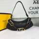 2024SS tote bag used by celebrities and celebrities FENDI 2024SS tote bag used by celebrities and celebrities FENDI