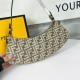 2024SS tote bag that is useful during the change of seasons FENDI 2024SS tote bag that is useful during the change of seasons FENDI