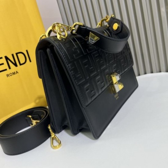 Perfect for summer outings 2024SS tote bag FENDI Perfect for summer outings 2024SS tote bag FENDI