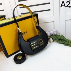 Style that can be used for summer 2024SS tote bag FENDI