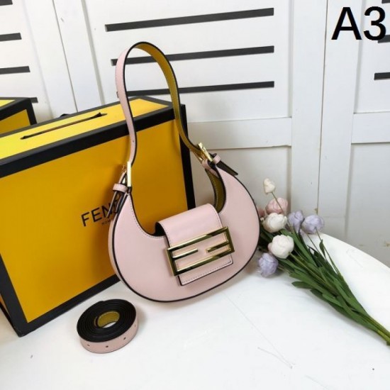 Style that can be used for summer 2024SS tote bag FENDI Style that can be used for summer 2024SS tote bag FENDI