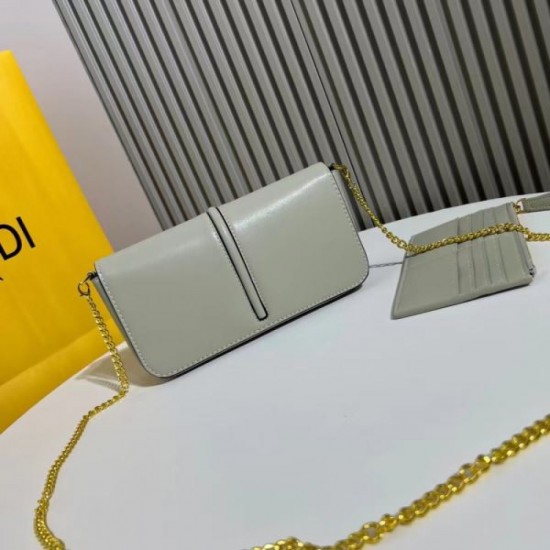 New Spring/Summer 2024SS Shoulder Bag FENDI New Spring/Summer 2024SS Shoulder Bag FENDI