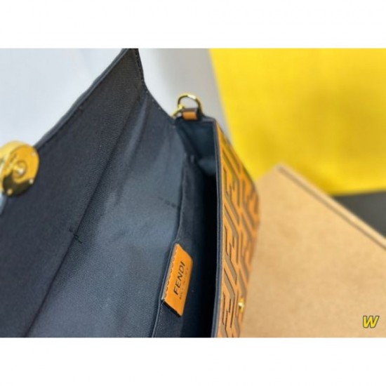 My sense of fashion is skyrocketing! 2024SS Shoulder Bag FENDI My sense of fashion is skyrocketing! 2024SS Shoulder Bag FENDI