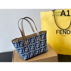 Eye-catching - distinctive design 2024SS tote bag FENDI