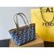 Eye-catching - distinctive design 2024SS tote bag FENDI Eye-catching - distinctive design 2024SS tote bag FENDI
