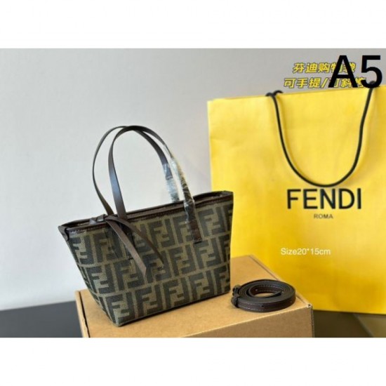 Eye-catching - distinctive design 2024SS tote bag FENDI Eye-catching - distinctive design 2024SS tote bag FENDI
