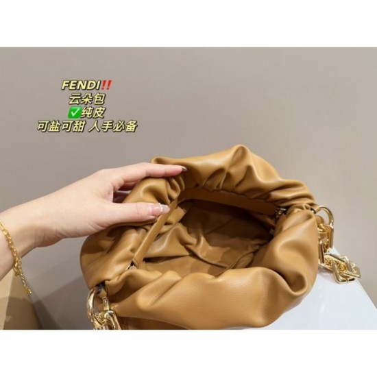 Enjoy casual fashion 2024SS tote bag FENDI Enjoy casual fashion 2024SS tote bag FENDI