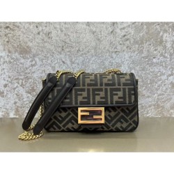 Limited sale in spring and summer! 2024SS Shoulder Bag FENDI
