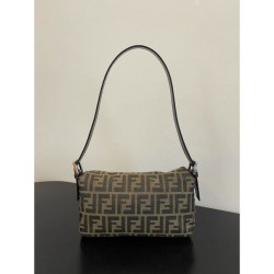 Impressive design 2024SS tote bag FENDI