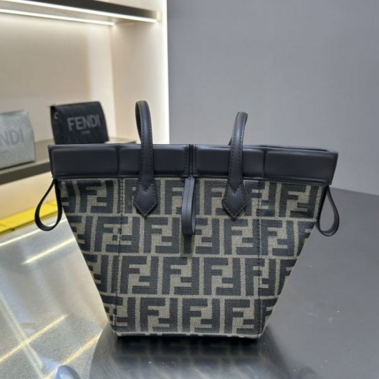 Latest ranking TOP 2024SS tote bag FENDI Latest ranking TOP 2024SS tote bag FENDI