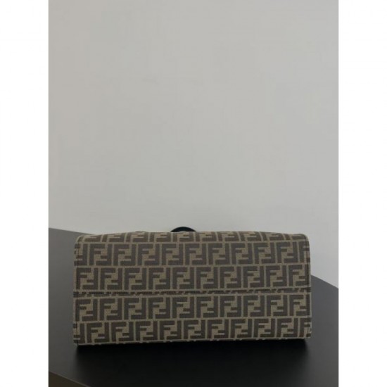 2024SS tote bag with vintage feel FENDI 2024SS tote bag with vintage feel FENDI