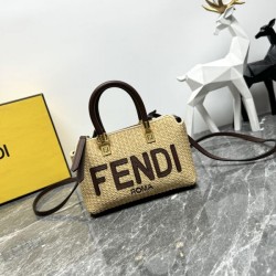 2024SS FENDI tote bag with high fashion sensitivity