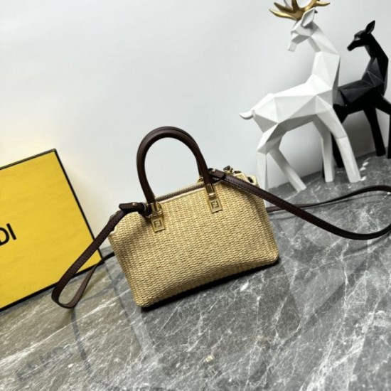 2024SS FENDI tote bag with high fashion sensitivity 2024SS FENDI tote bag with high fashion sensitivity