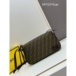 FENDI 2024FW Definitely recommended popular new shoulder bag