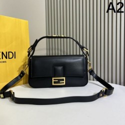 FENDI 2024FW This autumn's must-have item tote bag
