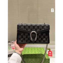 You can become fashionable now! 2024SS Shoulder Bag GUCCI Gucci