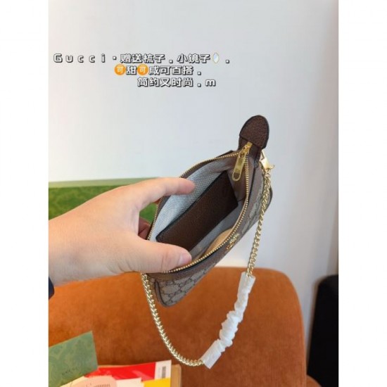 Difficult to obtain item sold out in Japan 2024SS tote bag GUCCI Gucci Difficult to obtain item sold out in Japan 2024SS tote bag GUCCI Gucci
