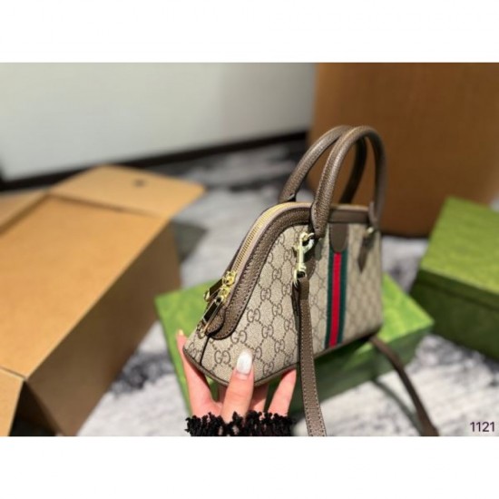 A popular item that has been used for several years 2024SS tote bag GUCCI Gucci A popular item that has been used for several years 2024SS tote bag GUCCI Gucci