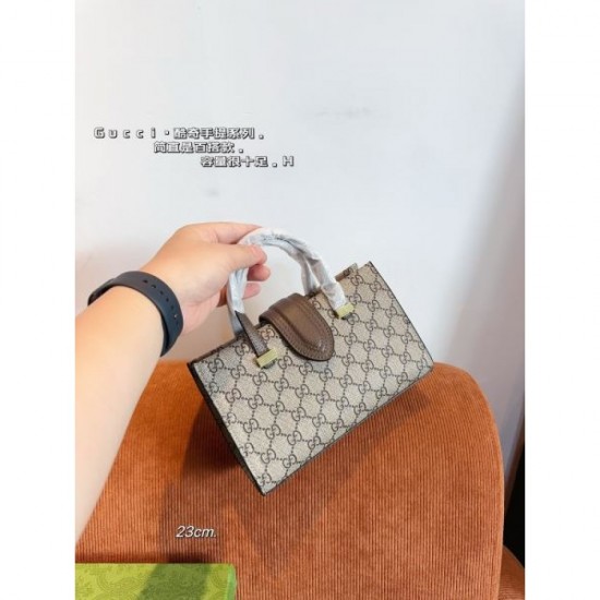 A loose style is completed 2024SS tote bag GUCCI Gucci A loose style is completed 2024SS tote bag GUCCI Gucci