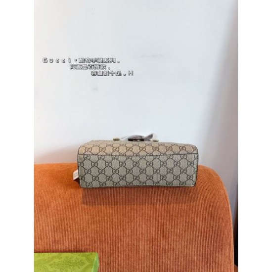 A loose style is completed 2024SS tote bag GUCCI Gucci A loose style is completed 2024SS tote bag GUCCI Gucci