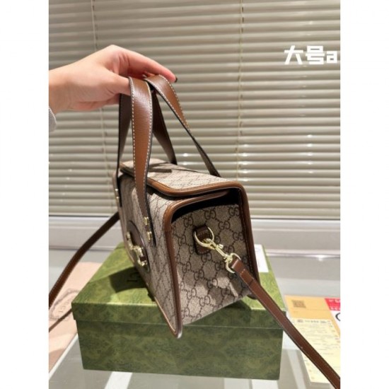 Light casual style 2024SS tote bag GUCCI Gucci Light casual style 2024SS tote bag GUCCI Gucci