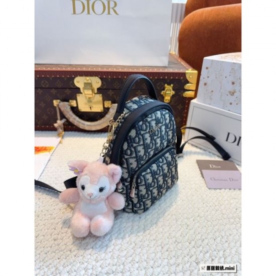 This summer is decided by this 2024SS backpack GUCCI Gucci This summer is decided by this 2024SS backpack GUCCI Gucci