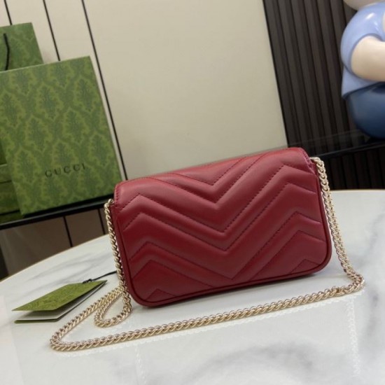 Great color for mixing and matching 2024SS shoulder bag GUCCI Gucci Great color for mixing and matching 2024SS shoulder bag GUCCI Gucci