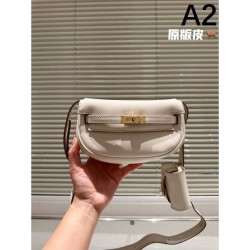 Only one item available! VIP Customer Sale 2024SS Shoulder Bag HERMES