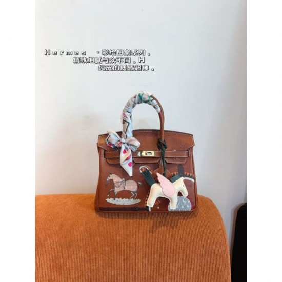 Finished with a unique impression 2024SS tote bag HERMES Finished with a unique impression 2024SS tote bag HERMES