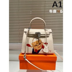 Clean silhouette 2024SS tote bag HERMES