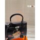 Clean silhouette 2024SS tote bag HERMES Clean silhouette 2024SS tote bag HERMES