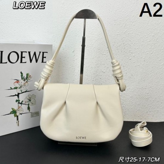 Simple 2024SS tote bag with great versatility LOEWE Simple 2024SS tote bag with great versatility LOEWE
