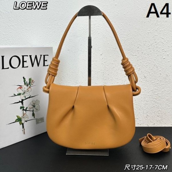 Simple 2024SS tote bag with great versatility LOEWE Simple 2024SS tote bag with great versatility LOEWE