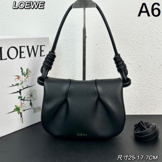 Simple 2024SS tote bag with great versatility LOEWE Simple 2024SS tote bag with great versatility LOEWE