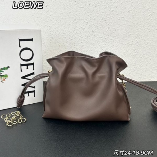 A must-have summer item 2024SS tote bag LOEWE A must-have summer item 2024SS tote bag LOEWE