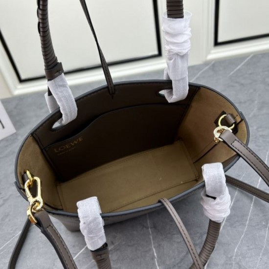 This year's latest trend 2024SS tote bag LOEWE LOEWE This year's latest trend 2024SS tote bag LOEWE LOEWE