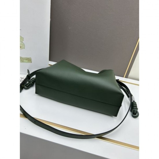 Fashionable people love it! 2024SS Shoulder Bag LOEWE Fashionable people love it! 2024SS Shoulder Bag LOEWE