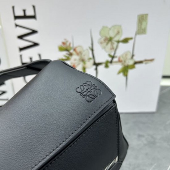Continued popular item 2024SS waist bag LOEWE Continued popular item 2024SS waist bag LOEWE
