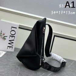 Style that continues to attract attention 2024SS chest bag LOEWE