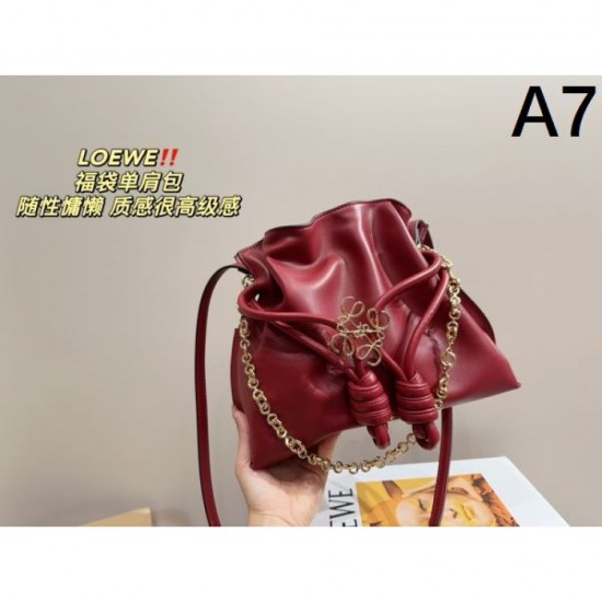 2024SS shoulder bag that feels elegant and summery LOEWE 2024SS shoulder bag that feels elegant and summery LOEWE