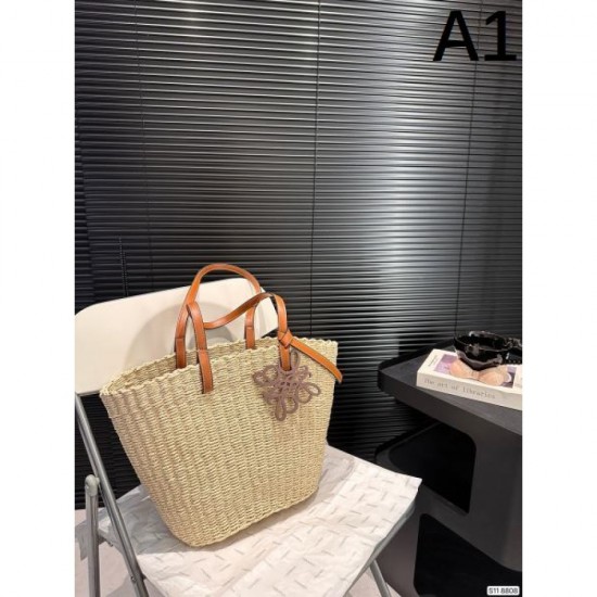 Essential items for summer 2024SS tote bag LOEWE Essential items for summer 2024SS tote bag LOEWE