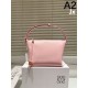 Look stylish 2024SS tote bag LOEWE LOEWE Look stylish 2024SS tote bag LOEWE LOEWE