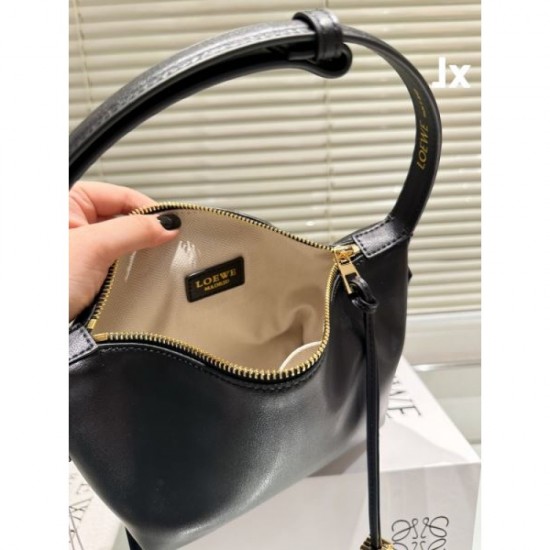 Look stylish 2024SS tote bag LOEWE LOEWE Look stylish 2024SS tote bag LOEWE LOEWE