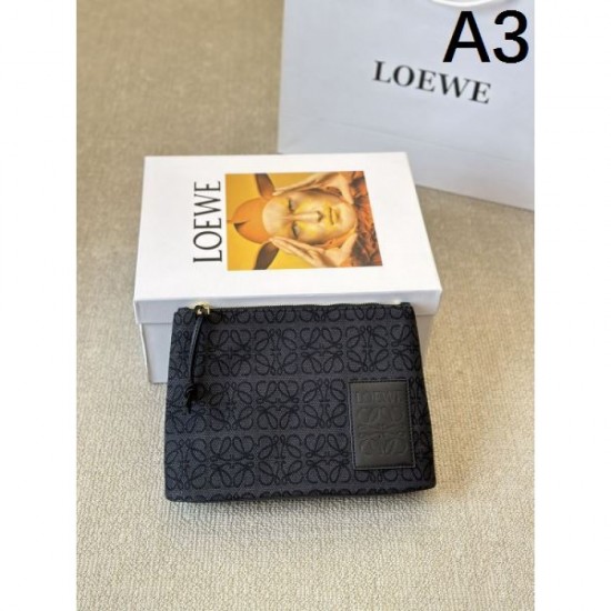 Summer new item 2024SS clutch bag LOEWE that attracts attention Summer new item 2024SS clutch bag LOEWE that attracts attention