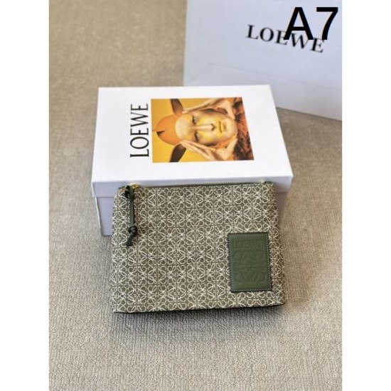 Summer new item 2024SS clutch bag LOEWE that attracts attention Summer new item 2024SS clutch bag LOEWE that attracts attention