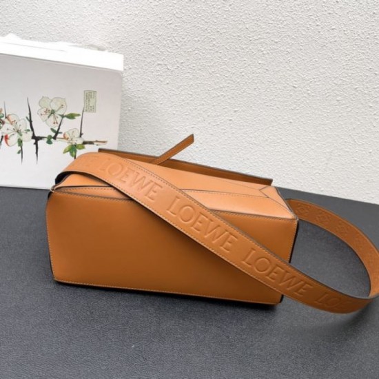 LOEWE 2024FW Overseas customers limited advance sale tote bag LOEWE 2024FW Overseas customers limited advance sale tote bag